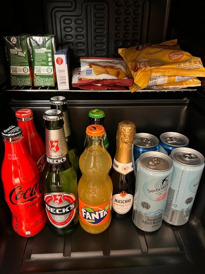 那不勒斯 Il Picchio Di Chiaia酒店 外观 照片